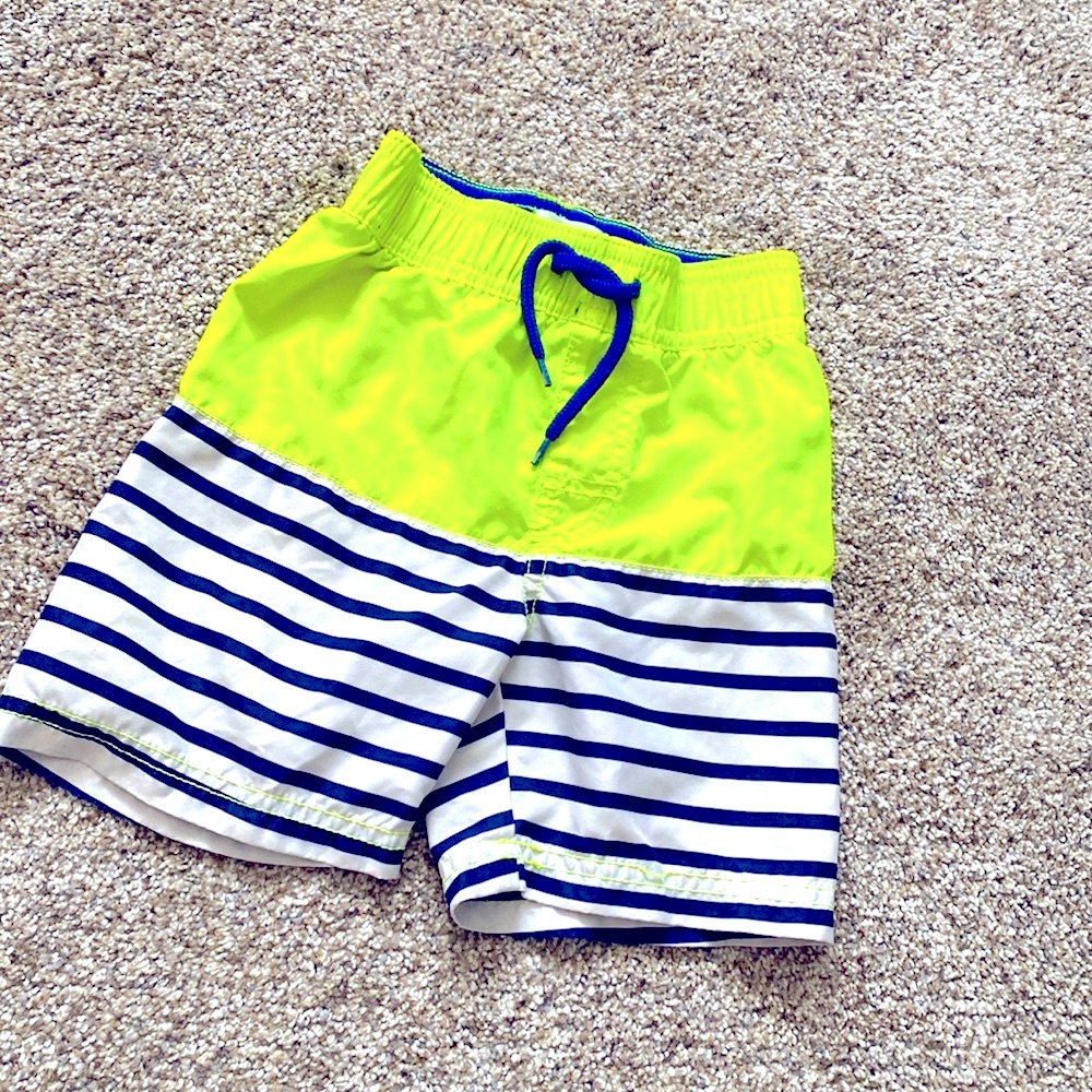 Old navy 2t swim trunks
